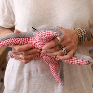 Peluche bébé Étoile de mer grise